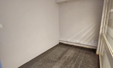 Oficina Comercial en pleno centro (9 de Julio al 100)