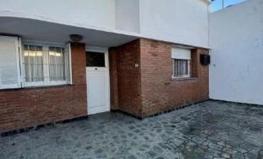 PH en venta - 4 Dormitorios 2 Baños - 141Mts2 - Tolosa