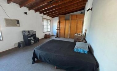 PH en venta - 4 Dormitorios 2 Baños - 141Mts2 - Tolosa