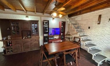 PH en venta - 4 Dormitorios 2 Baños - 141Mts2 - Tolosa