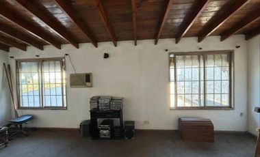 PH en venta - 4 Dormitorios 2 Baños - 141Mts2 - Tolosa