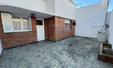 PH en venta - 4 Dormitorios 2 Baños - 141Mts2 - Tolosa