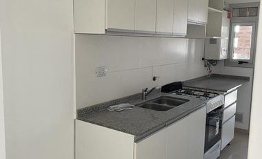Venta dpto 2 dorm, 2 Baños  complejo Torres H.