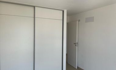 Venta dpto 2 dorm, 2 Baños  complejo Torres H.