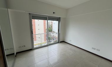 Departamento de dos ambientes-Moron-