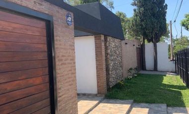 Casa en venta - 4 Dormitorios 3 Baños - Cochera - 500Mts2 - Córdoba