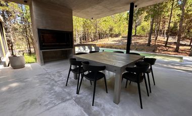 ALQUILER TEMPORAL, CASA, COSTA ESMERALDA, BARRIO SENDEROS III, LOTE AL 200, 5 AMBIENTES