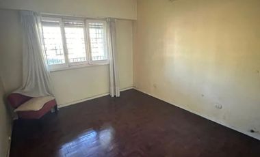 Casa en venta - 2 Dormitorios 2 Baños - Cochera - 160Mts2 - Morón