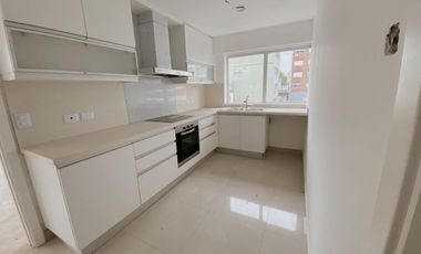 VENTA Departamento de 3 ambientes de categoria muy luminoso.
