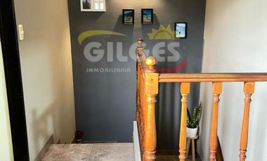 Venta de Casa 3 Amb. en Ramos Mejia - Excelente Estado y Ubicación