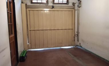 Venta de Casa 3 Amb. en Ramos Mejia - Excelente Estado y Ubicación