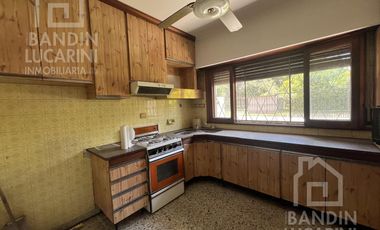 Casa en Ranelagh 4 Ambientes APTA CREDITO Permuta por propiedad en Rosario