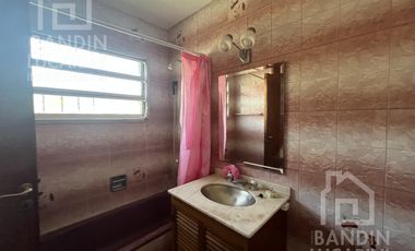 Casa en Ranelagh 4 Ambientes APTA CREDITO Permuta por propiedad en Rosario