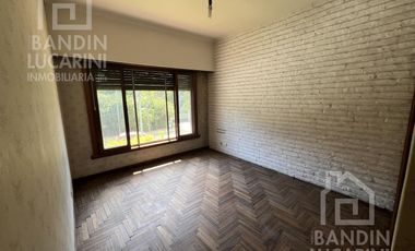 Casa en Ranelagh 4 Ambientes APTA CREDITO Permuta por propiedad en Rosario