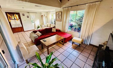 Campos De Echeverría con Lote de 830,00 m2