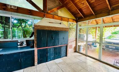 Campos De Echeverría con Lote de 830,00 m2