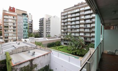 VENTA   DE OFICINA DE 75,24 M2 CON BALCON Y COCHERA  EN PALERMO  HOLLYWOOD