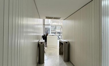 VENTA   DE OFICINA DE 75,24 M2 CON BALCON Y COCHERA  EN PALERMO  HOLLYWOOD