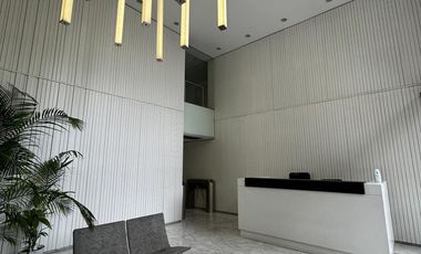 VENTA   DE OFICINA DE 75,24 M2 CON BALCON Y COCHERA  EN PALERMO  HOLLYWOOD