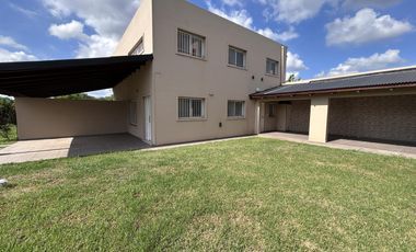 Venta Casa Funes Barrio Abierto Cantegril 3 dormitorios estrenar amplio jardín