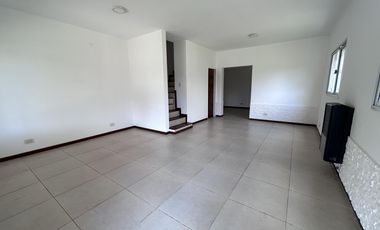 Venta Casa Funes Barrio Abierto Cantegril 3 dormitorios estrenar amplio jardín
