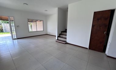 Venta Casa Funes Barrio Abierto Cantegril 3 dormitorios estrenar amplio jardín