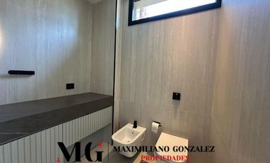 Casa en venta y alquiler, 8 ambientes - Saint Thomas Este, Esteban Echeverría