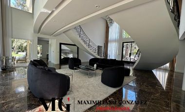 Casa en venta y alquiler, 8 ambientes - Saint Thomas Este, Esteban Echeverría