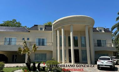 Casa en venta y alquiler, 8 ambientes - Saint Thomas Este, Esteban Echeverría