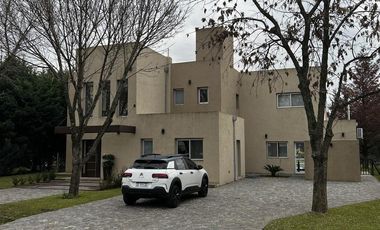 Casa - Santa Ana