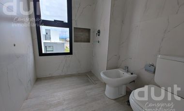 Excelente duplex 2 dor para ampliar en Terrazas de Manantiales