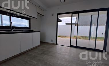 Excelente duplex 2 dor para ampliar en Terrazas de Manantiales