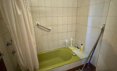 Chalet 7 amb sobre 2 lotes. Parque Luro