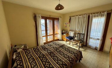 Chalet 7 amb sobre 2 lotes. Parque Luro