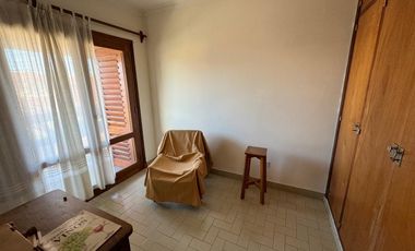 Chalet 7 amb sobre 2 lotes. Parque Luro