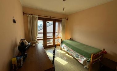 Chalet 7 amb sobre 2 lotes. Parque Luro
