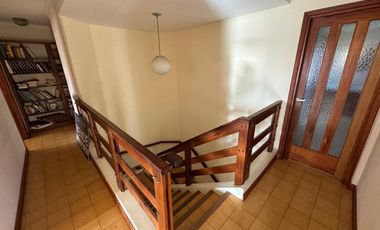 Chalet 7 amb sobre 2 lotes. Parque Luro
