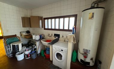 Chalet 7 amb sobre 2 lotes. Parque Luro
