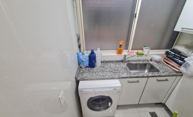 VENTA - 5 AMBIENTE AL FRENTE C/BALCÓN - COCHERA - SEGURIDAD - RECOLETA