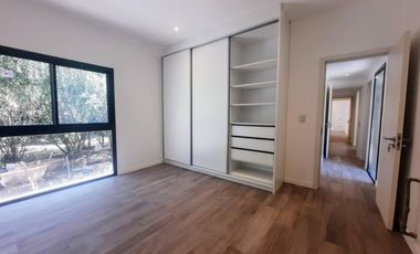 VENTA - Casa - 3 dormitorios - Puerto Roldán