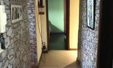 CASA 4 AMB CON GARAJE, PARQUE Y QUINCHO EN Zona Caisamar