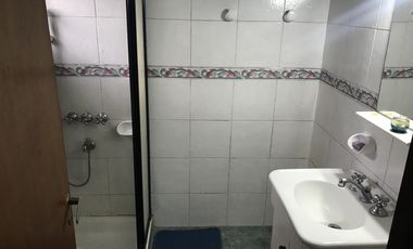 CASA 4 AMB CON GARAJE, PARQUE Y QUINCHO EN Zona Caisamar