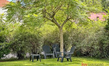 Casa en  venta en el Barrio Cerrado Laguna del Sol-.