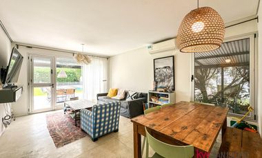 Casa en  venta en el Barrio Cerrado Laguna del Sol-.