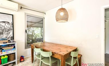 Casa en  venta en el Barrio Cerrado Laguna del Sol-.