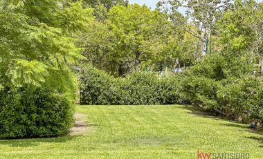 Casa en  venta en el Barrio Cerrado Laguna del Sol-.