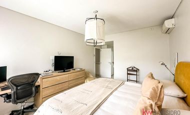 Casa en  venta en el Barrio Cerrado Laguna del Sol-.