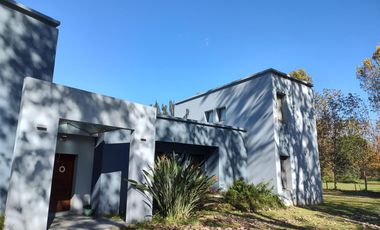 Casa en venta en Barrio Privado Colonia de Chacras