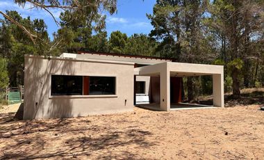 VENTA, CASA, VILLAROBLES, BARRIO BRINZALES, LOTE AL 400, 4 AMBIENTES