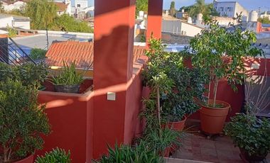 Departamento en Remedios De Escalada